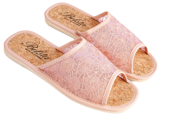 Женские открытые тапочки БЕЛСТА из прочной нежно розовой сетки с узором - 1